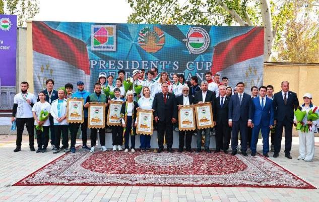 photo_5427247549015783081_x