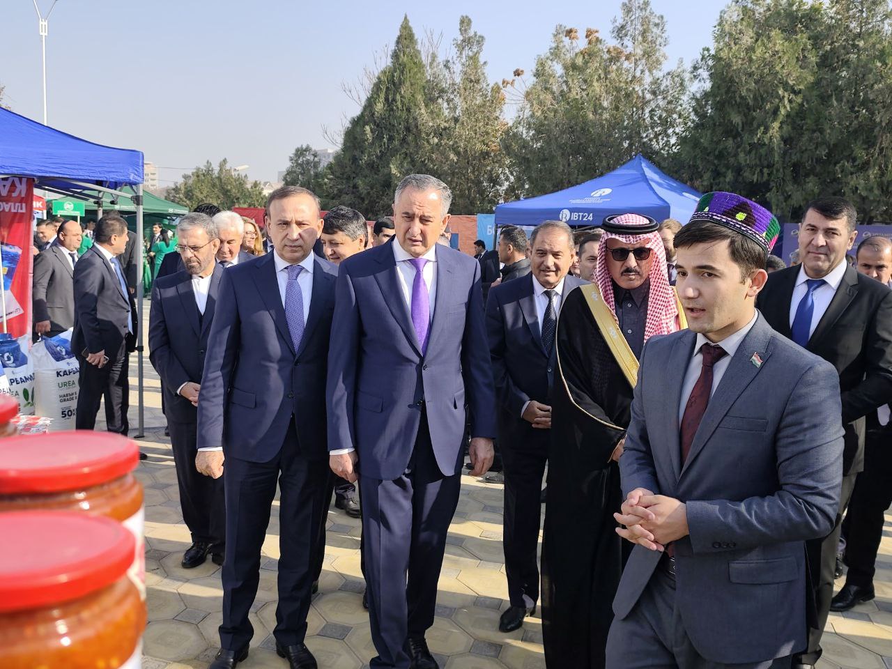 photo_5231256886949121179_y