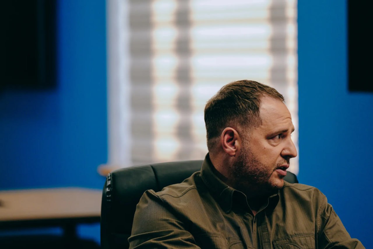 photo_5294321614038174504_y