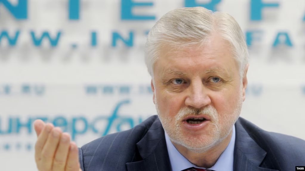 photo_5299033485219666250_y