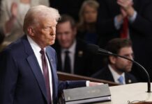 Трамп: “Ба охир мерасад, бигзор ба охир расад”