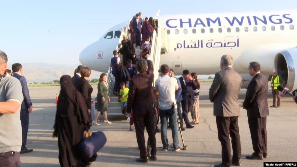 photo_5210896169280672563_y