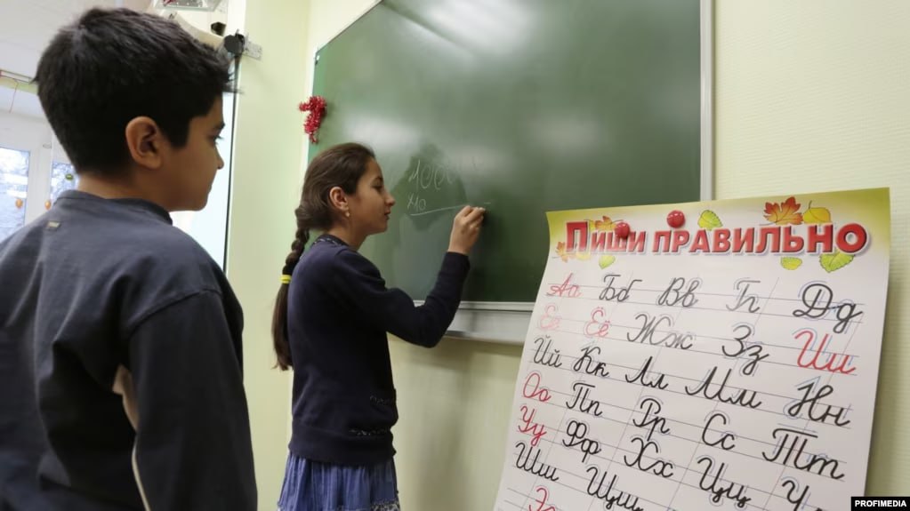 photo_5228751413482034950_y