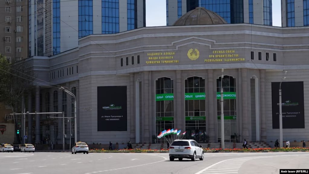 photo_5240401250279428701_y