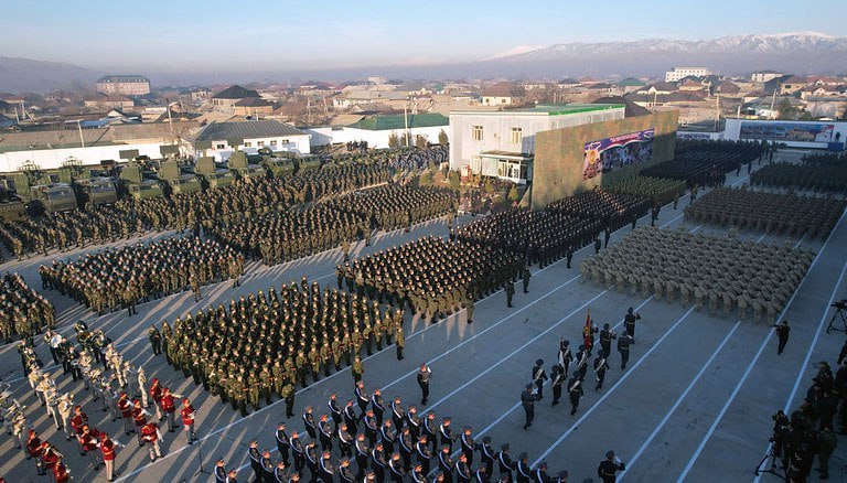 photo_5251266147443741838_x