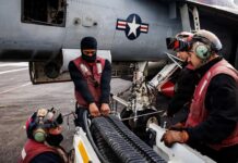 Се сарбози амрикоӣ дар ҷанги зидди Эрон кушта шуданд. Панҷ нафар сахт захмӣ гардиданд