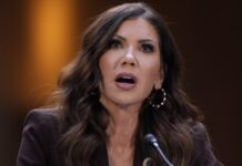 Вазири амнияти дохилии ИМА аз вазифа барканор шуд