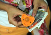 Қирғизистон: Ҳар кӯдаки то сесола аз давлат кӯмакпулӣ мегирад