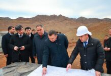 Расулзода ва Аҳмадзода дар “Комбинати металлургии тоҷик”