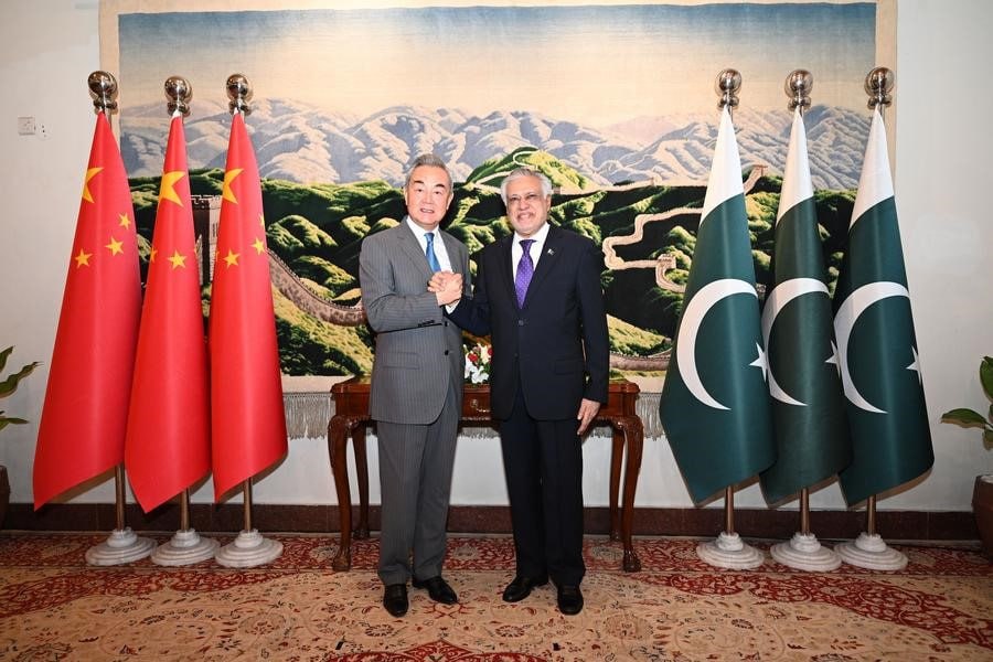 photo_5368333315116569697_y