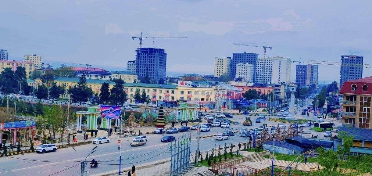 photo_5406678297803952756_y