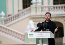 Номаи Зеленский ба Путин