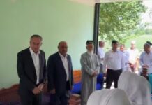 Давлаталӣ Саид ба манзили ронандаи ҳалокшуда рафт