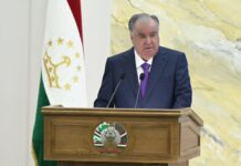 Нигаронии президент аз қонуншиканӣ дар зиндонҳо