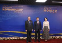 Президенти Тоҷикистон дар маросими ифтитоҳи Бозиҳои ҷаҳонии кӯчманчиён